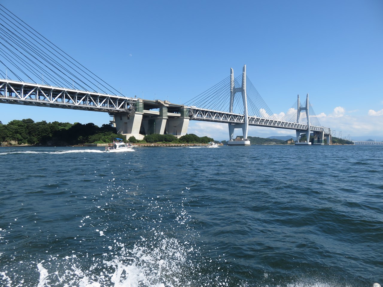 瀬戸大橋観光クルーズ